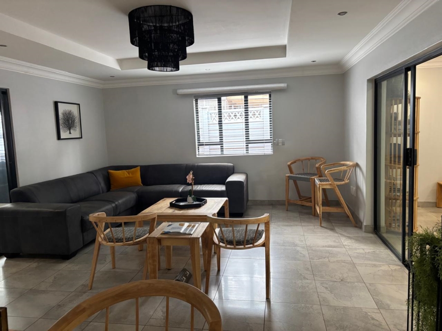 4 Bedroom Property for Sale in Cyrildene Gauteng
