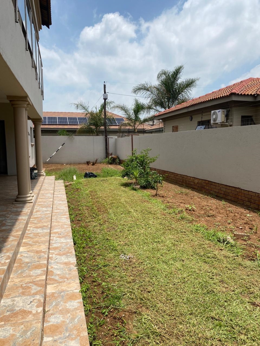 5 Bedroom Property for Sale in Vanderbijlpark SE 8 Gauteng