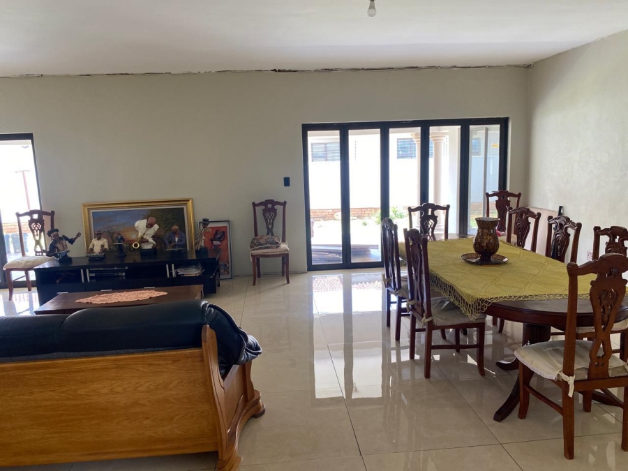 5 Bedroom Property for Sale in Vanderbijlpark SE 8 Gauteng