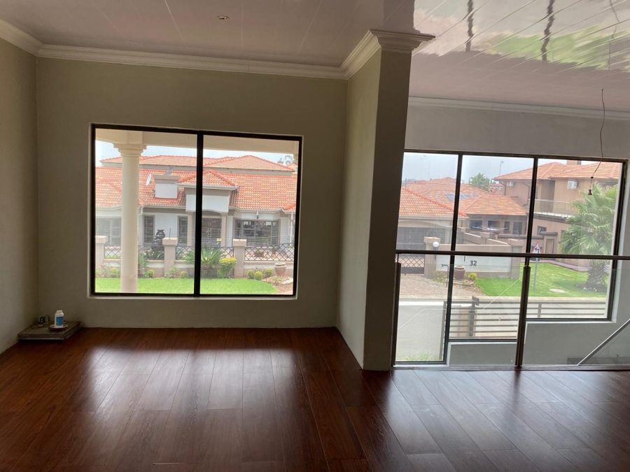 5 Bedroom Property for Sale in Vanderbijlpark SE 8 Gauteng
