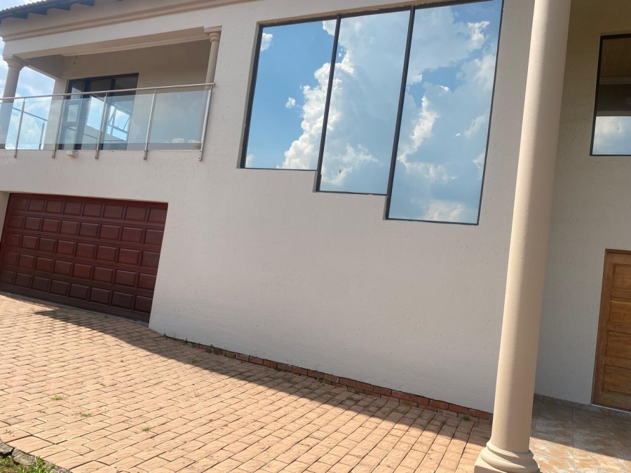 5 Bedroom Property for Sale in Vanderbijlpark SE 8 Gauteng