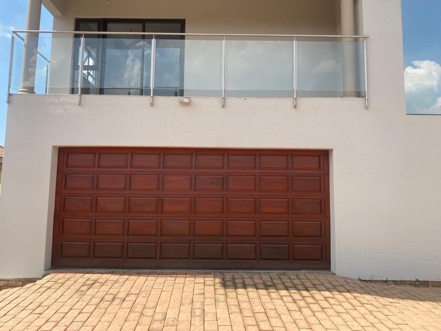 5 Bedroom Property for Sale in Vanderbijlpark SE 8 Gauteng
