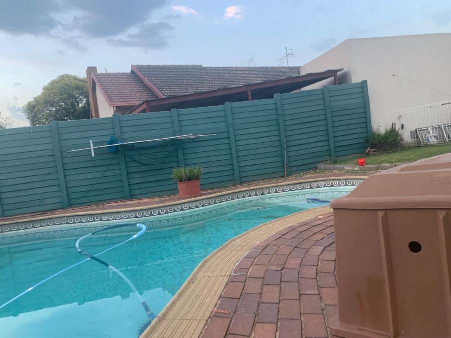 4 Bedroom Property for Sale in Castleview Gauteng