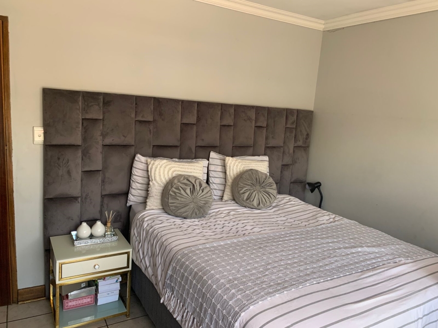 2 Bedroom Property for Sale in Heidelberg Gauteng
