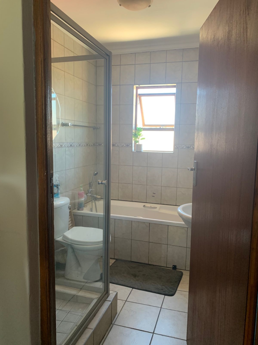 2 Bedroom Property for Sale in Heidelberg Gauteng