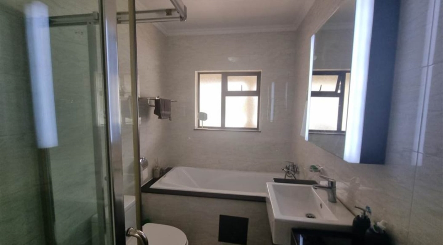 2 Bedroom Property for Sale in Craigavon Gauteng