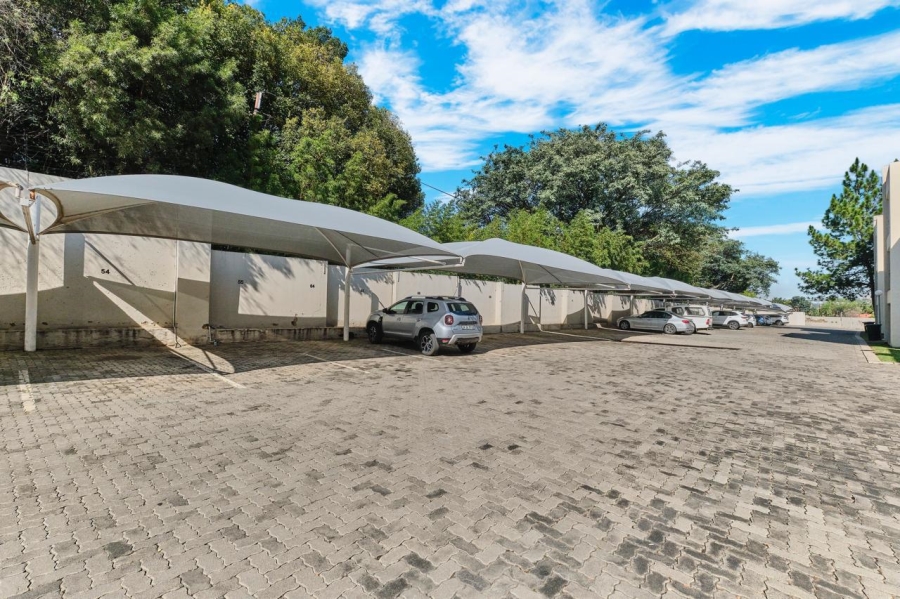 To Let 3 Bedroom Property for Rent in Lonehill Gauteng