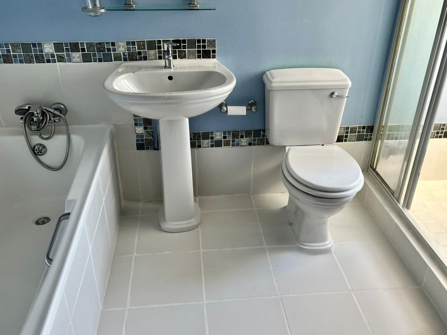 3 Bedroom Property for Sale in Barbeque Downs Gauteng