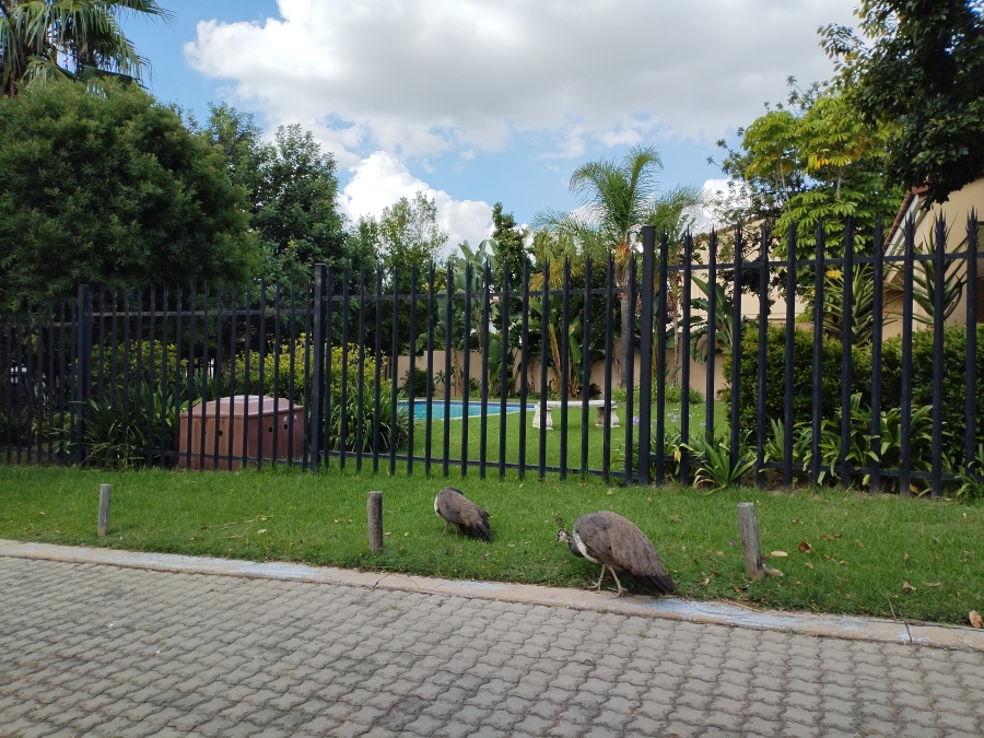 3 Bedroom Property for Sale in Barbeque Downs Gauteng