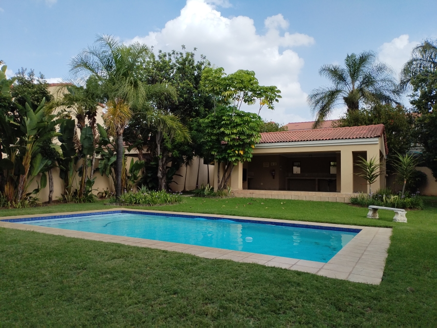 3 Bedroom Property for Sale in Barbeque Downs Gauteng
