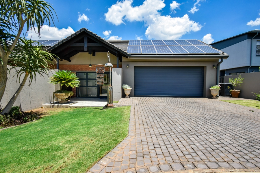 4 Bedroom Property for Sale in Midstream Ridge Gauteng