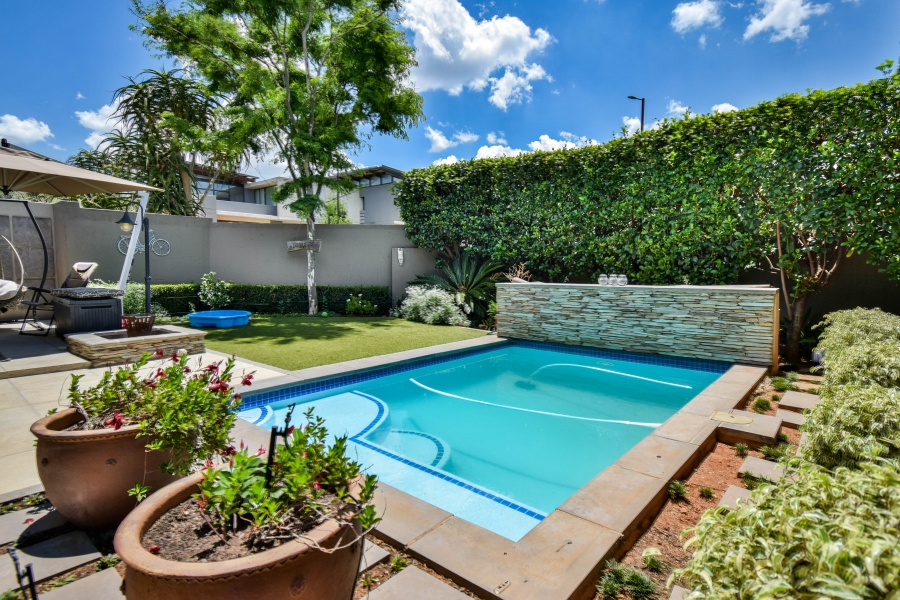 4 Bedroom Property for Sale in Midstream Ridge Gauteng