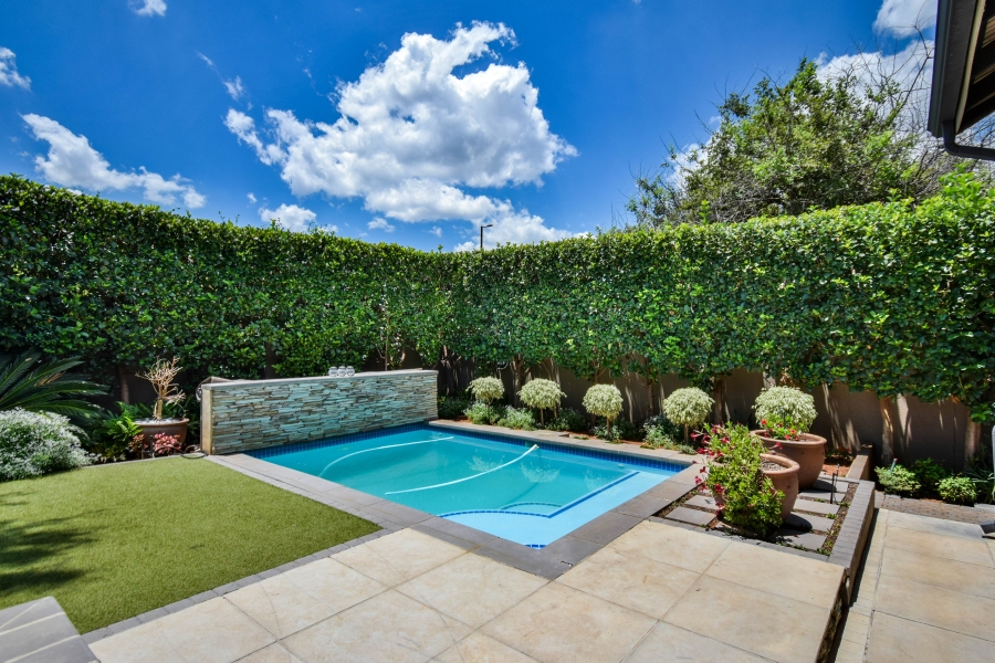 4 Bedroom Property for Sale in Midstream Ridge Gauteng