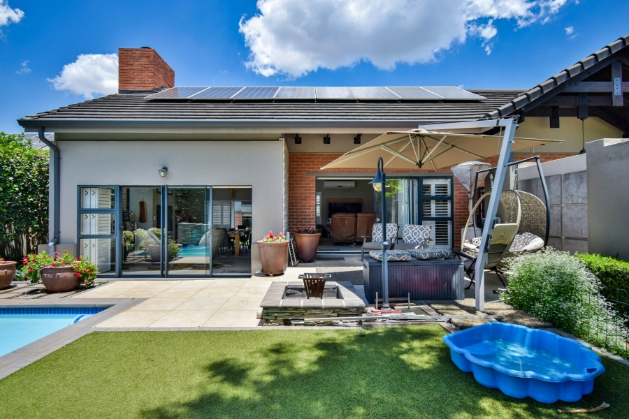 4 Bedroom Property for Sale in Midstream Ridge Gauteng