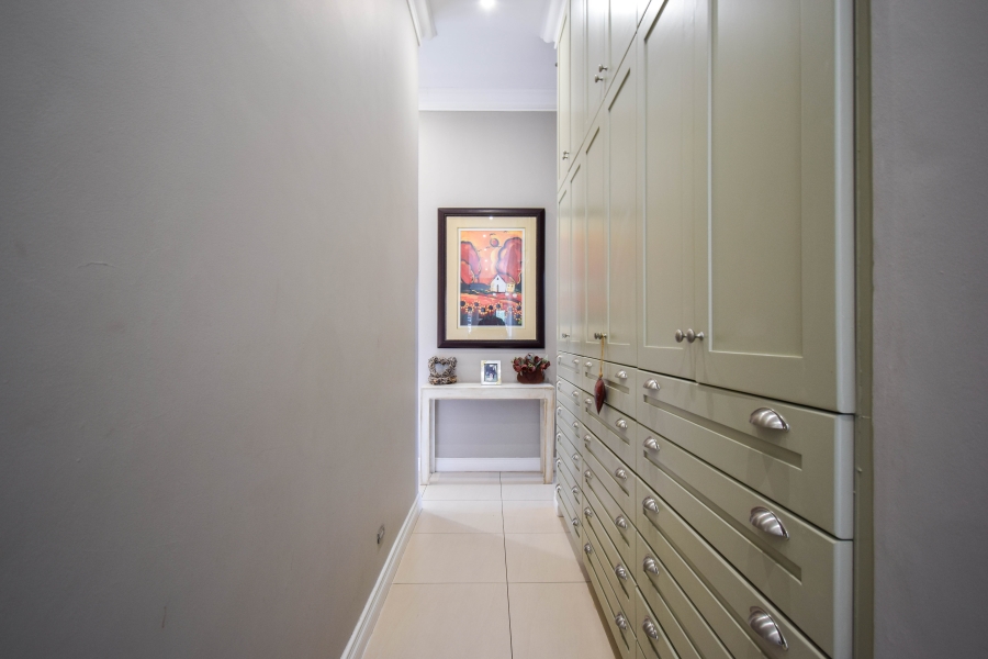 4 Bedroom Property for Sale in Midstream Ridge Gauteng