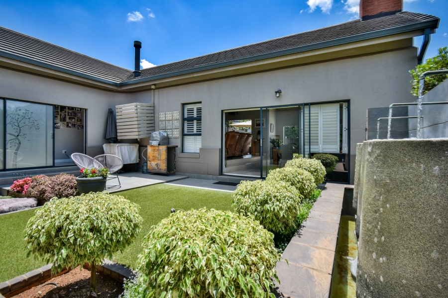 4 Bedroom Property for Sale in Midstream Ridge Gauteng