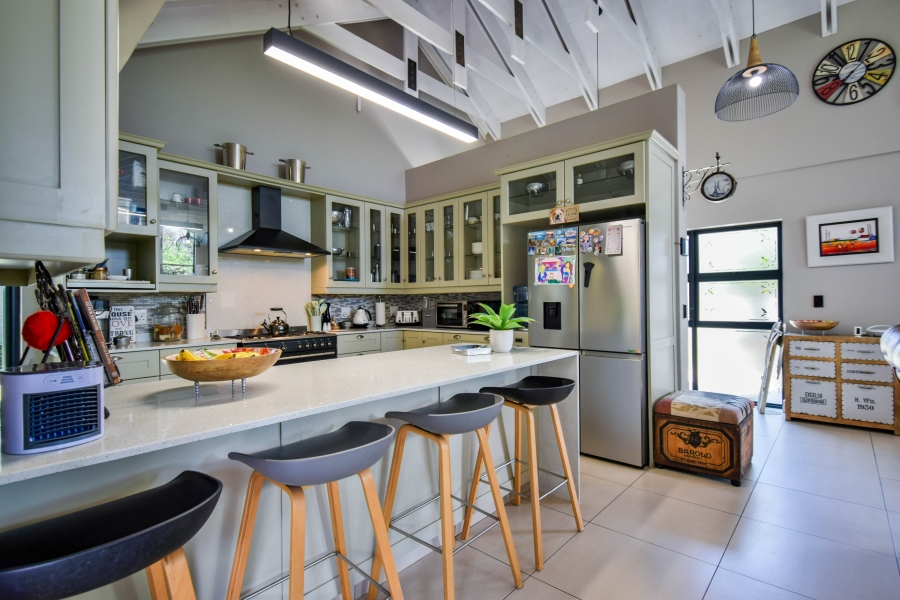 4 Bedroom Property for Sale in Midstream Ridge Gauteng