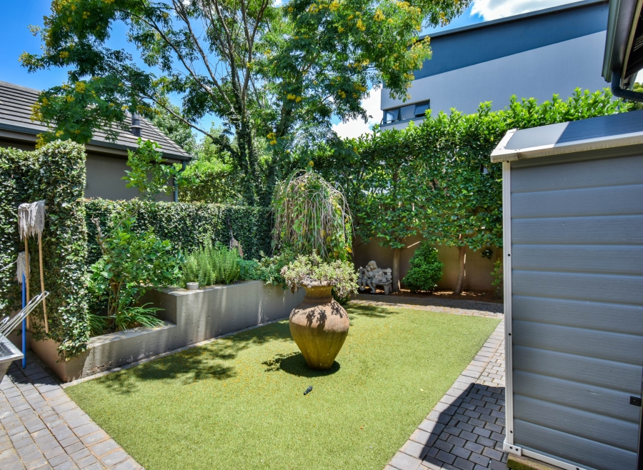 4 Bedroom Property for Sale in Midstream Ridge Gauteng