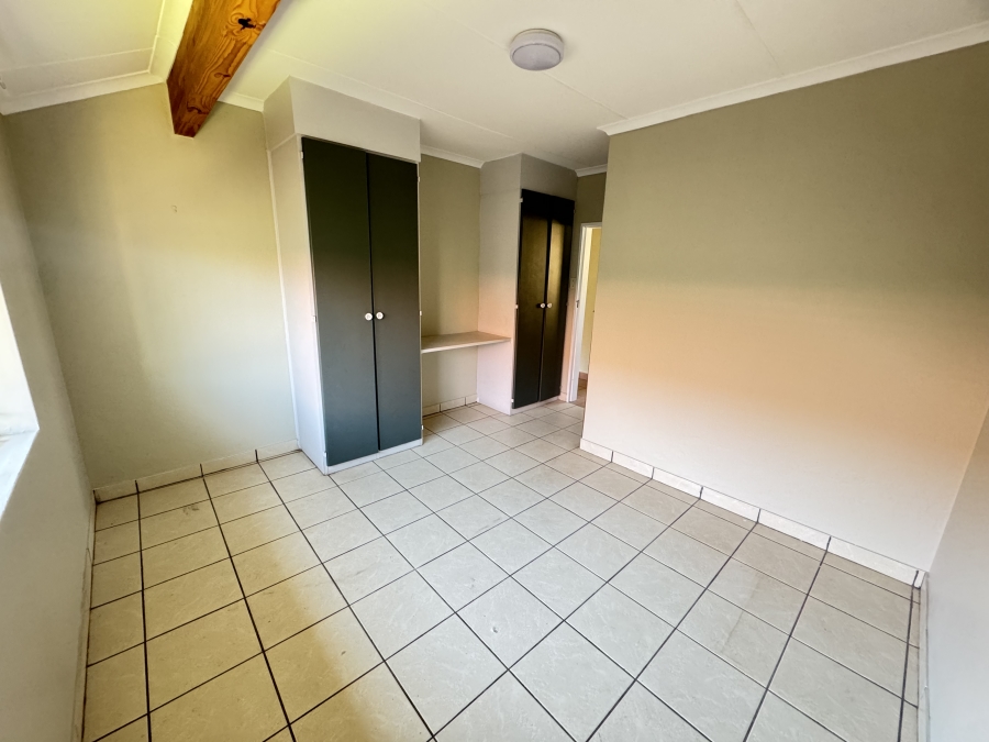 3 Bedroom Property for Sale in Garsfontein Gauteng