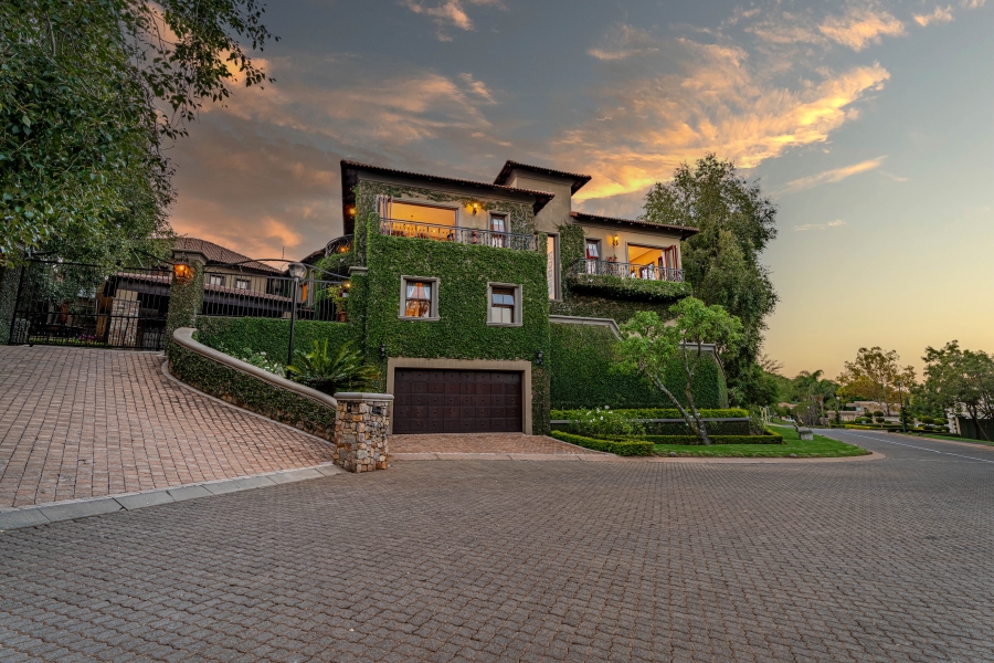 5 Bedroom Property for Sale in Waterkloof Ridge Gauteng