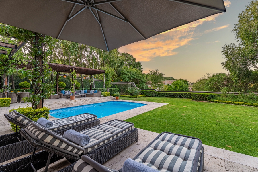 5 Bedroom Property for Sale in Waterkloof Ridge Gauteng