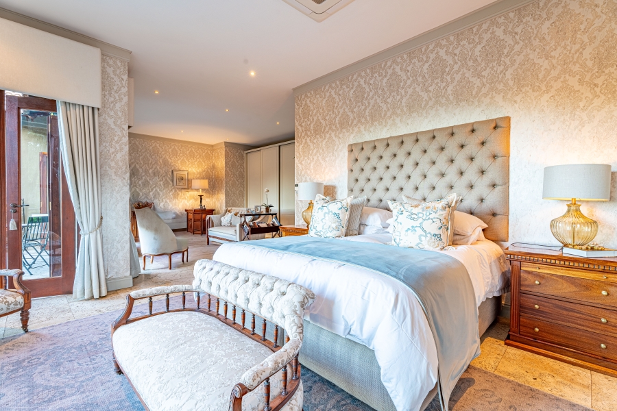 5 Bedroom Property for Sale in Waterkloof Ridge Gauteng