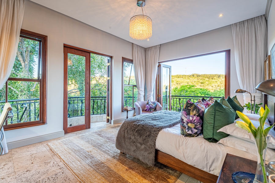 5 Bedroom Property for Sale in Waterkloof Ridge Gauteng