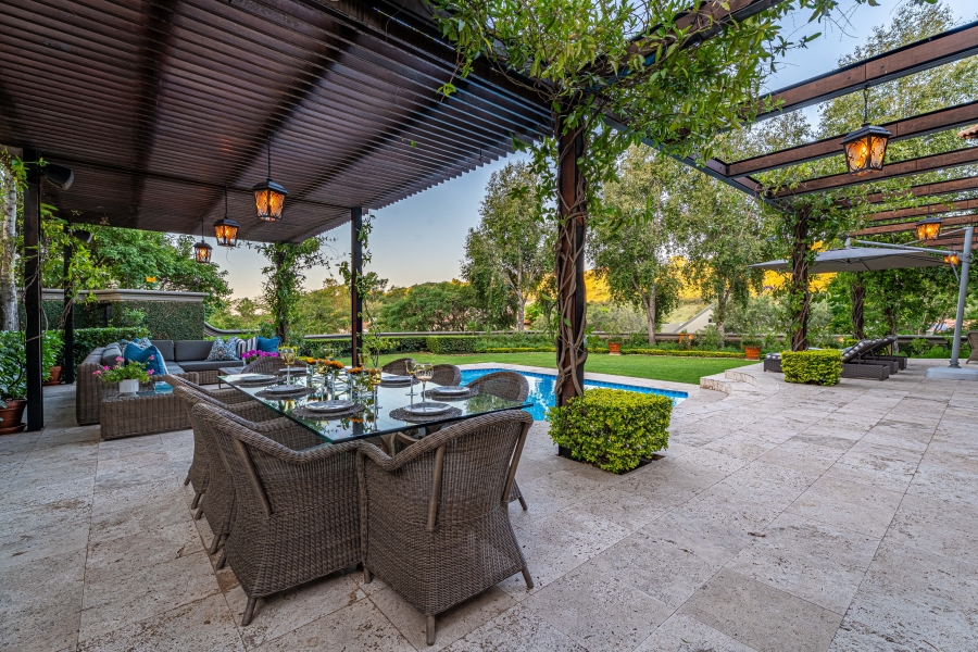 5 Bedroom Property for Sale in Waterkloof Ridge Gauteng