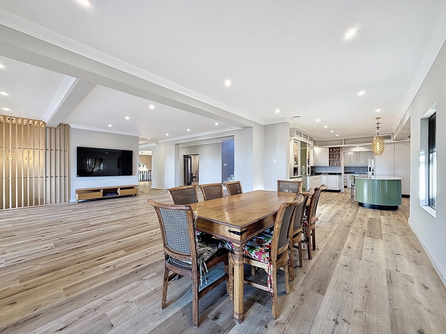 5 Bedroom Property for Sale in Waterkloof Gauteng