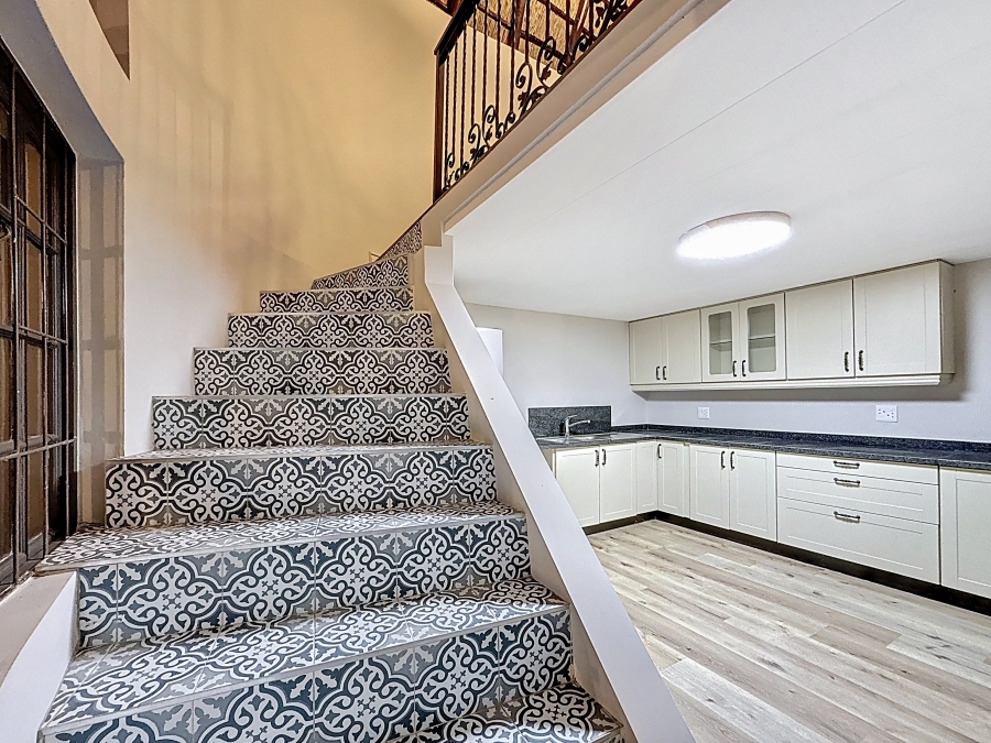 5 Bedroom Property for Sale in Waterkloof Gauteng