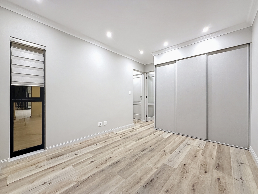 5 Bedroom Property for Sale in Waterkloof Gauteng