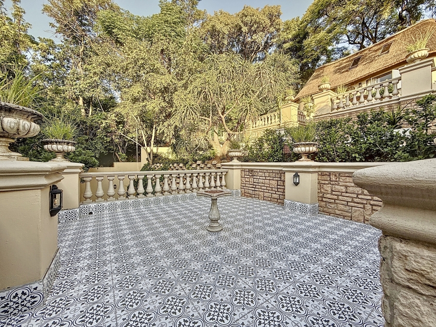 5 Bedroom Property for Sale in Waterkloof Gauteng