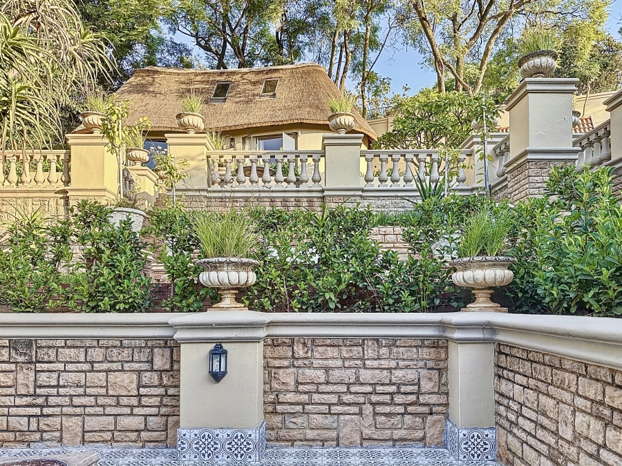 5 Bedroom Property for Sale in Waterkloof Gauteng