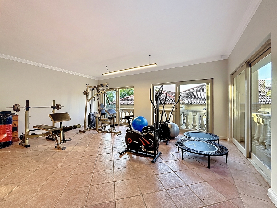 5 Bedroom Property for Sale in Waterkloof Gauteng