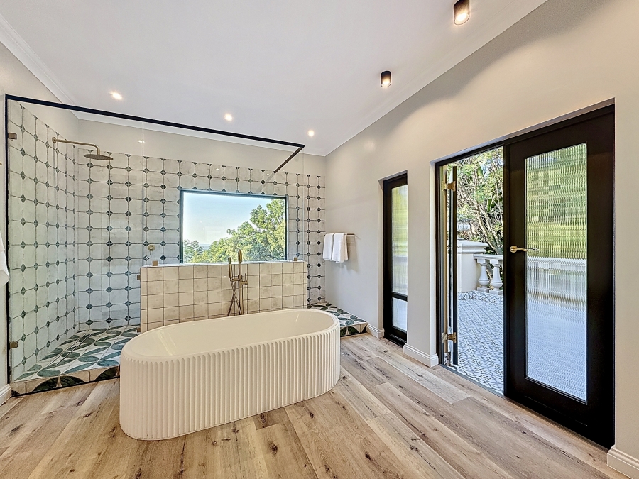 5 Bedroom Property for Sale in Waterkloof Gauteng