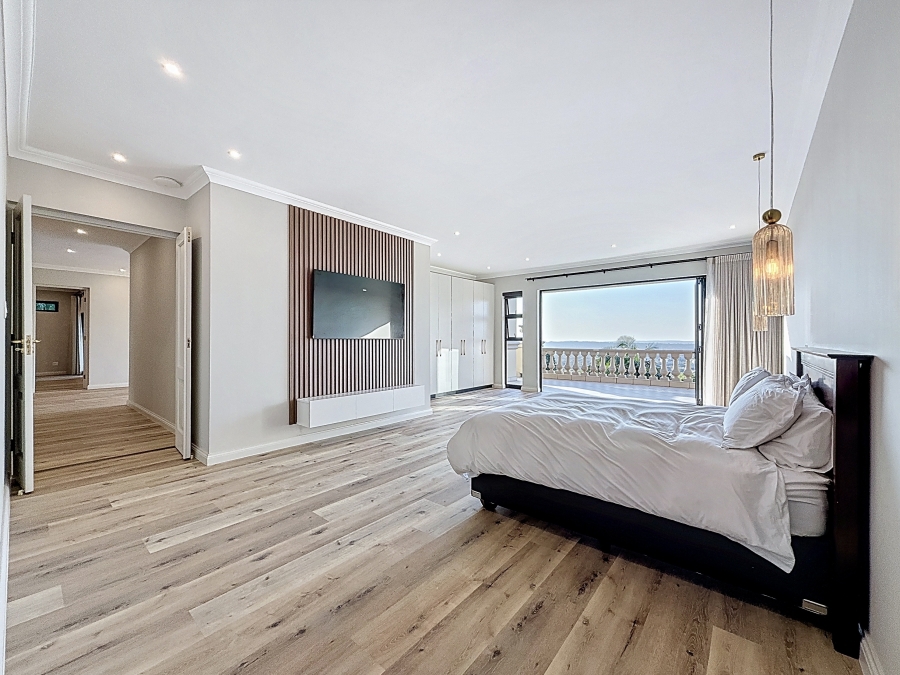 5 Bedroom Property for Sale in Waterkloof Gauteng