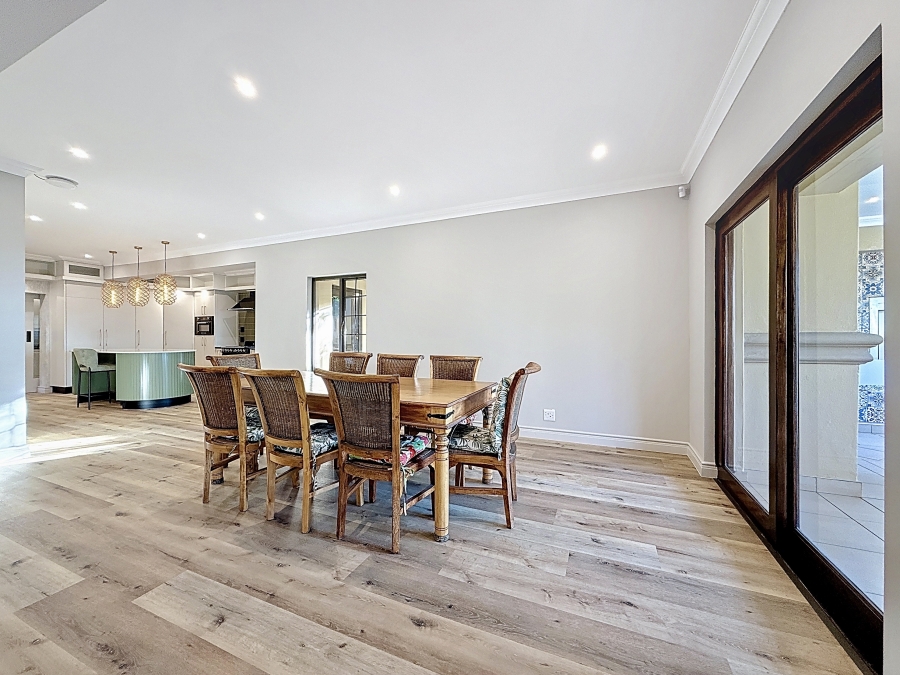 5 Bedroom Property for Sale in Waterkloof Gauteng