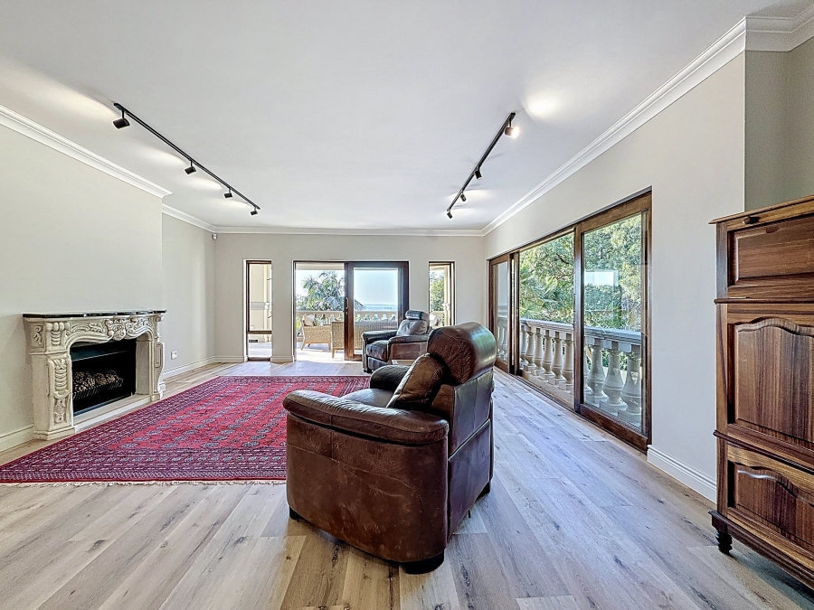 5 Bedroom Property for Sale in Waterkloof Gauteng