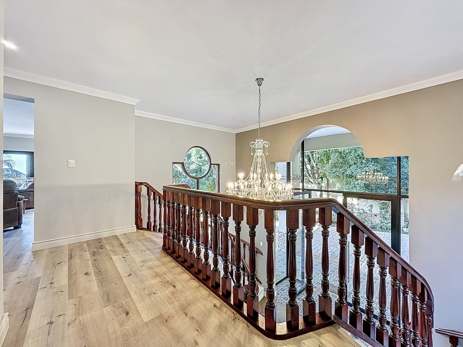 5 Bedroom Property for Sale in Waterkloof Gauteng