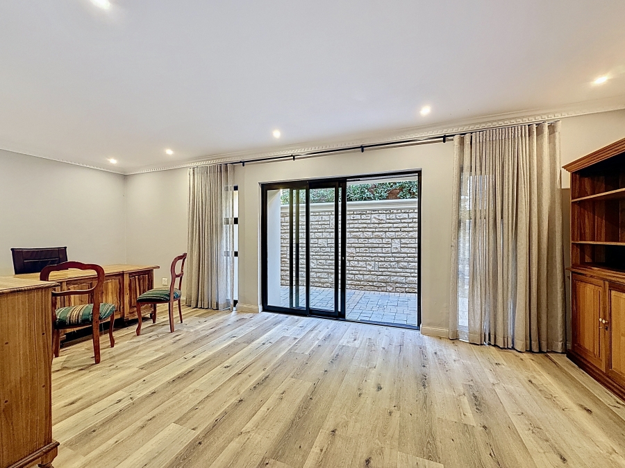 5 Bedroom Property for Sale in Waterkloof Gauteng