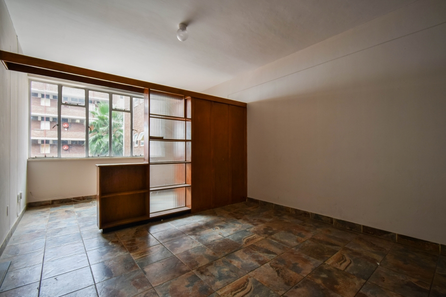 1 Bedroom Property for Sale in Sunnyside Gauteng