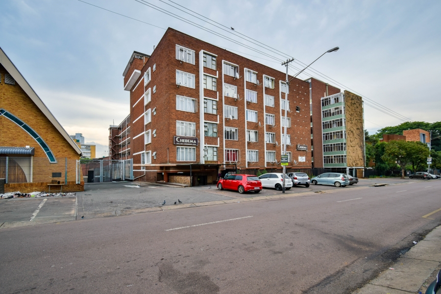 1 Bedroom Property for Sale in Sunnyside Gauteng