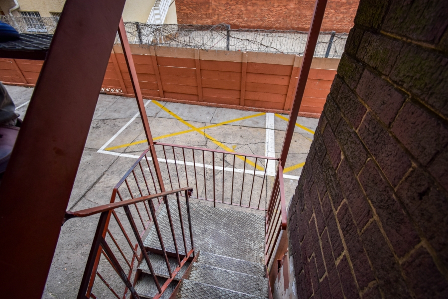 1 Bedroom Property for Sale in Sunnyside Gauteng