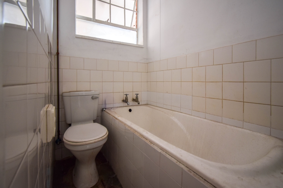 1 Bedroom Property for Sale in Sunnyside Gauteng