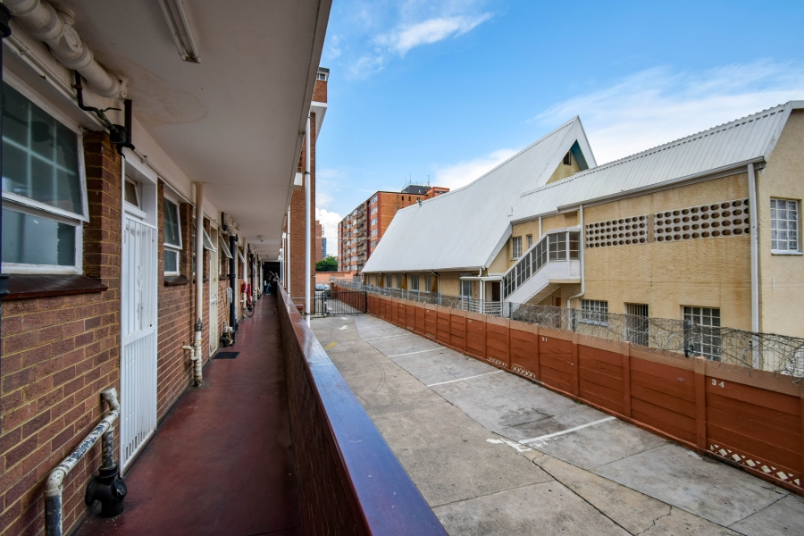 2 Bedroom Property for Sale in Sunnyside Gauteng