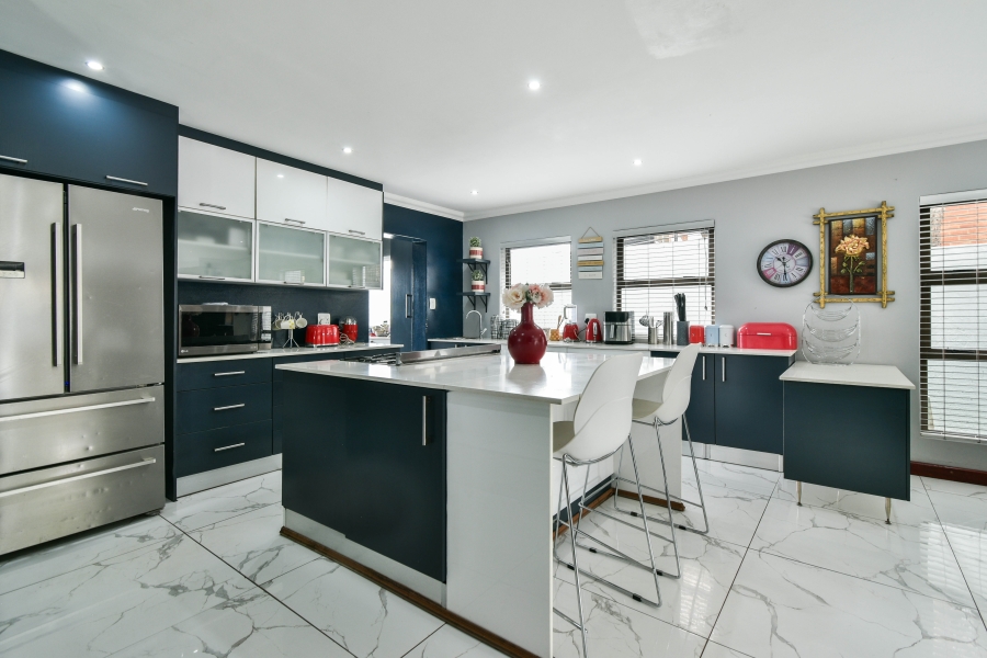 3 Bedroom Property for Sale in Olympus AH Gauteng