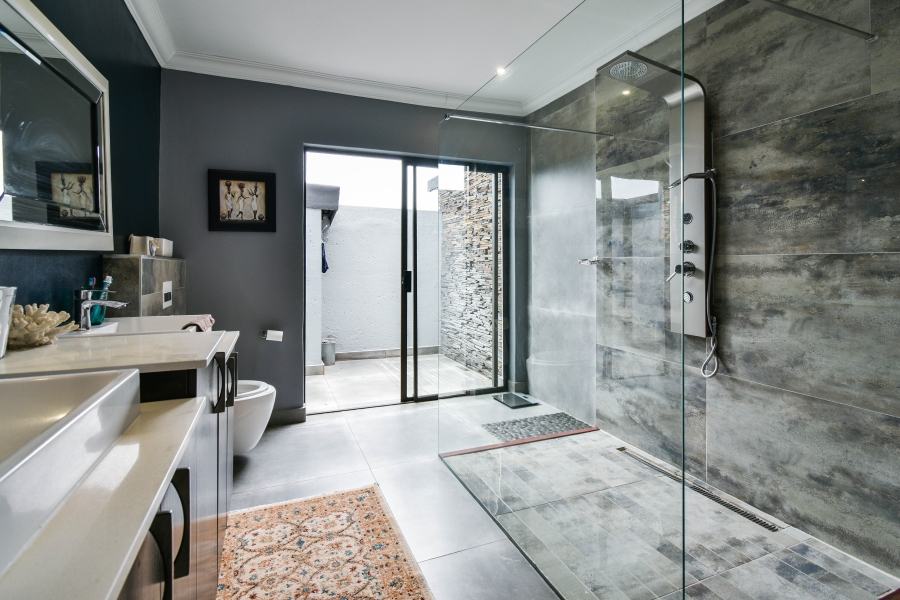 3 Bedroom Property for Sale in Olympus AH Gauteng