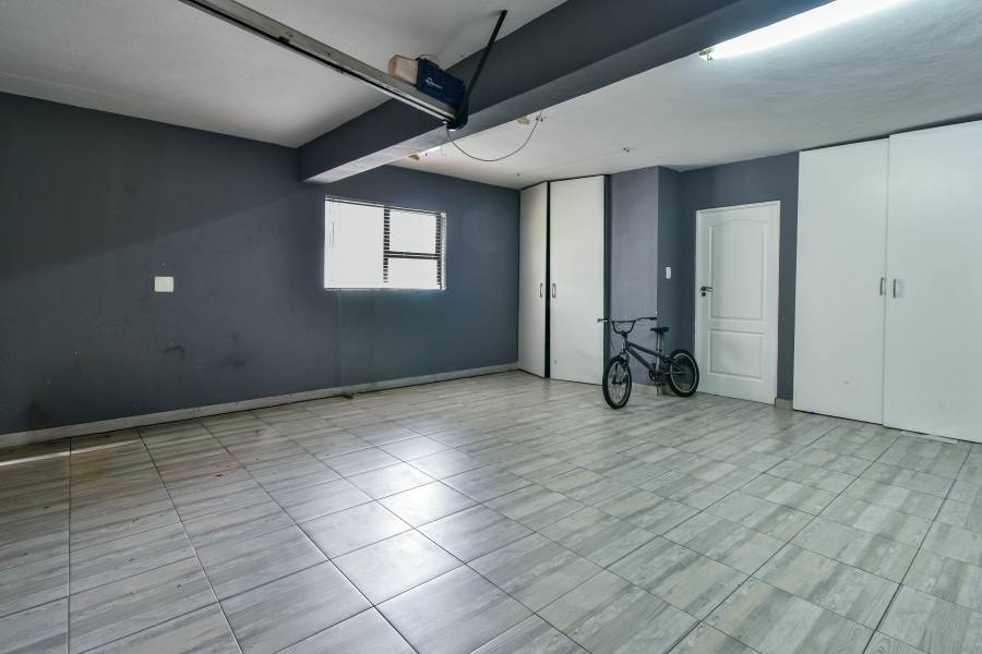 3 Bedroom Property for Sale in Olympus AH Gauteng