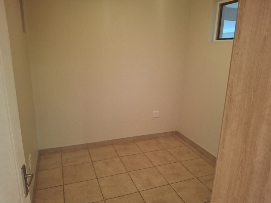 2 Bedroom Property for Sale in Willow Park Manor Gauteng