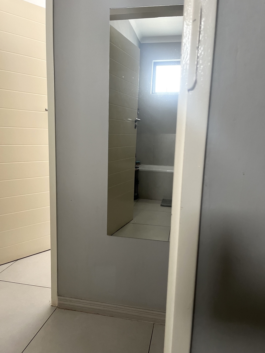 2 Bedroom Property for Sale in Carlswald Gauteng